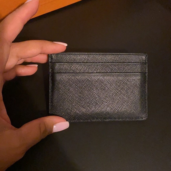 Black - Picture 2 of 3